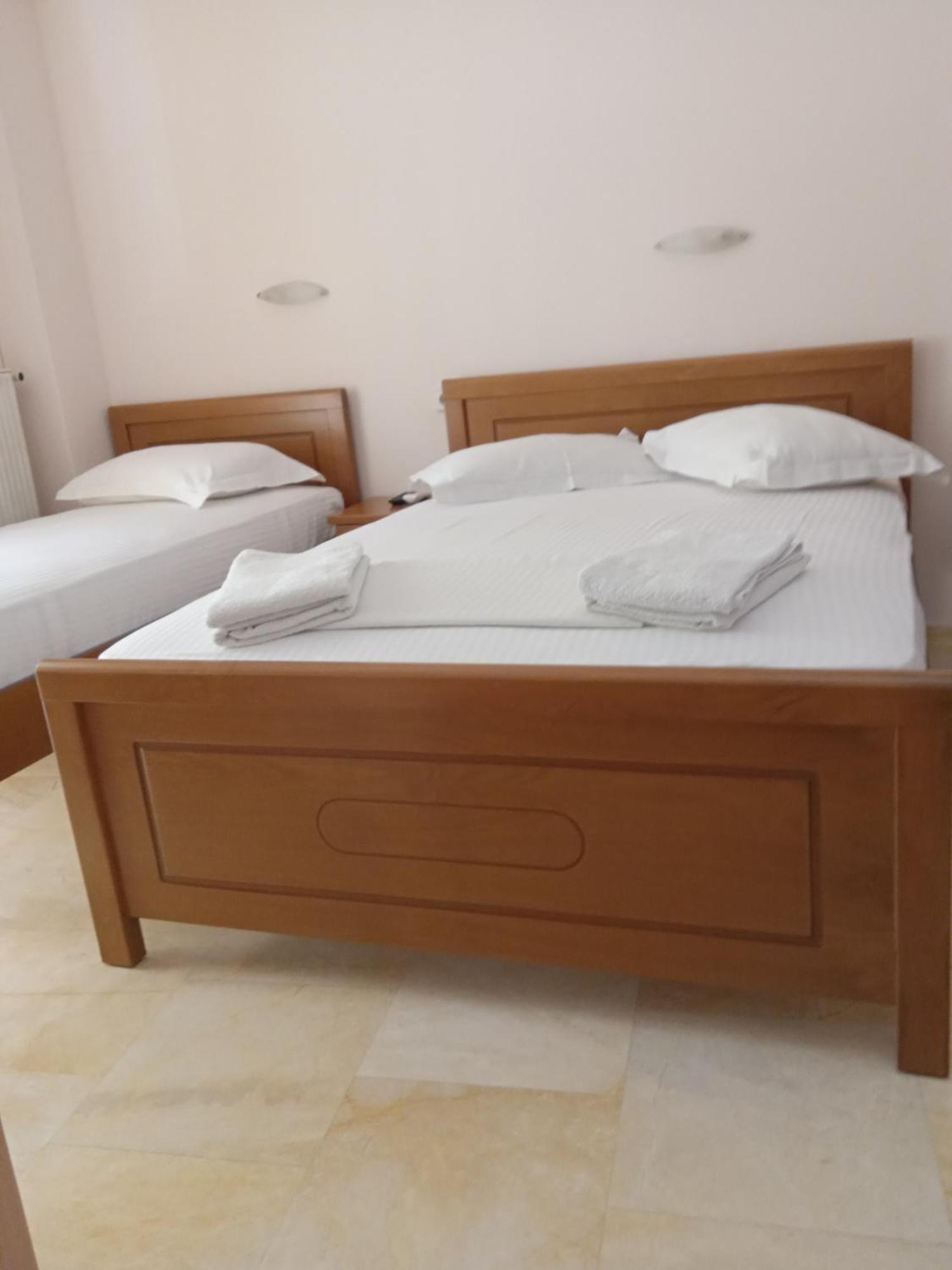 Dimitra Pentaliou Rooms 카메나불라 외부 사진